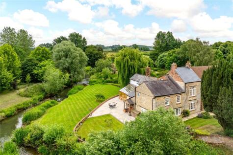 Leckhampstead Road, Thornborough, Buckingham, Buckinghamshire, MK18