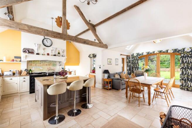 Kitchen/Breakfast