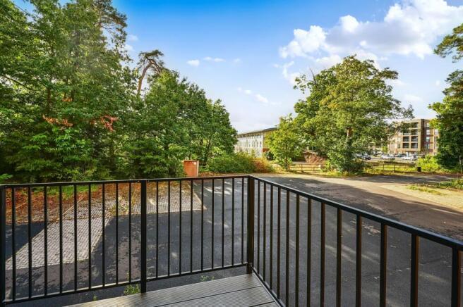 2 Hillside Place (1).jpg