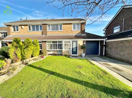 Megfield, Westhoughton, BL5 2JA