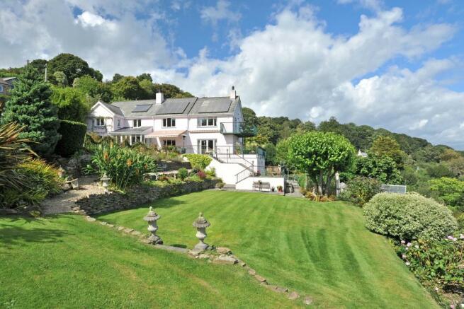 5 Bedroom Detached House For Sale In Rose Cottage Golant Fowey