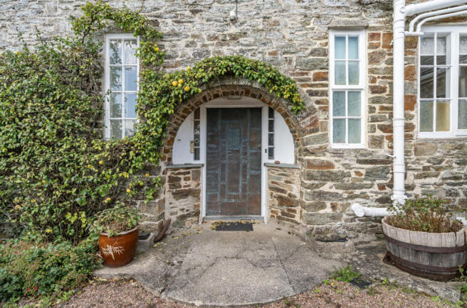 1358394-19-68d3f6...