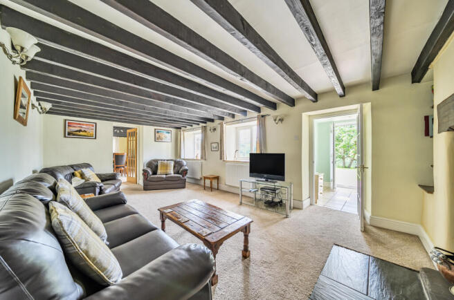 1295211-7-683a00a...