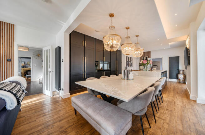 1375631-22-691633...