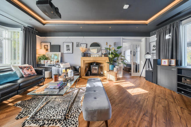 1375631-15-691633...