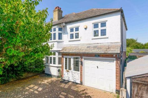 Stuart Avenue, Walton-On-Thames