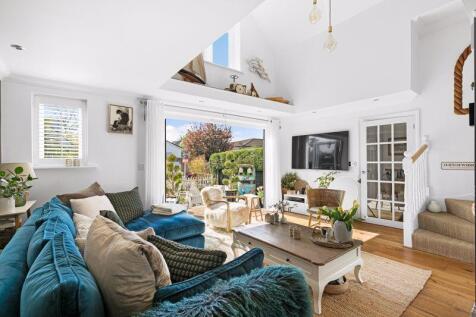 Felix Lane, River Ash Estate, Shepperton