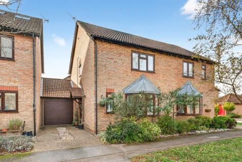 Stonebanks, Walton-On-Thames