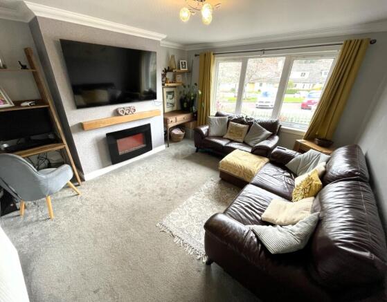 Lounge a.JPG