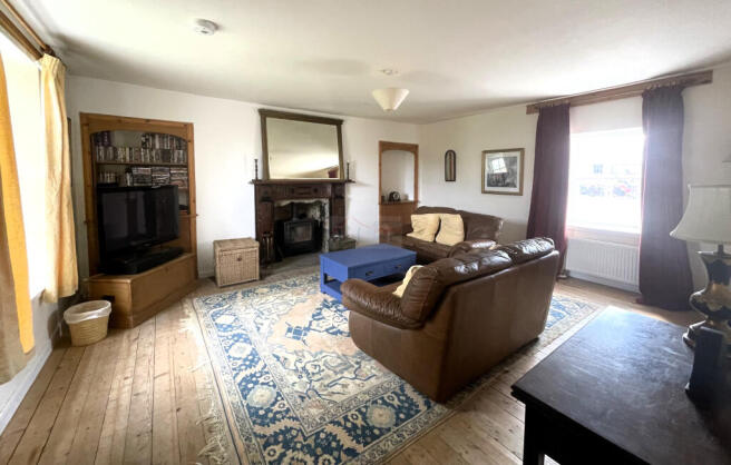 Lounge a.JPG