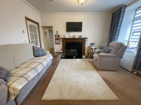 Lounge a.JPG