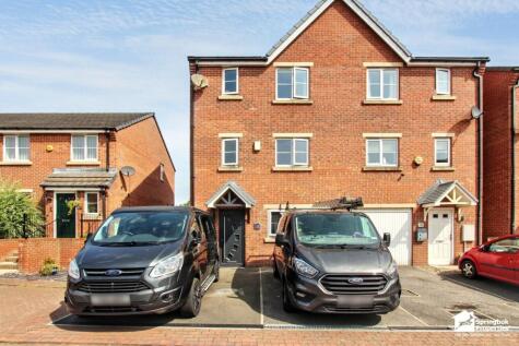 Blackthorn Way, Scissett, Huddersfield, West Yorkshire