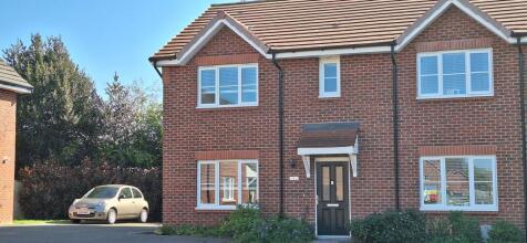 Cubitt Close, Willaston, Cheshire