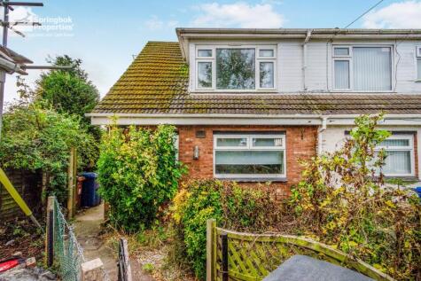 Poplar Avenue, Chasetown, Burntwood, Staffordshire