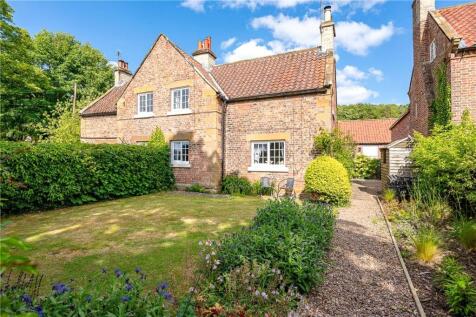 Felixkirk, Thirsk, North Yorkshire, YO7