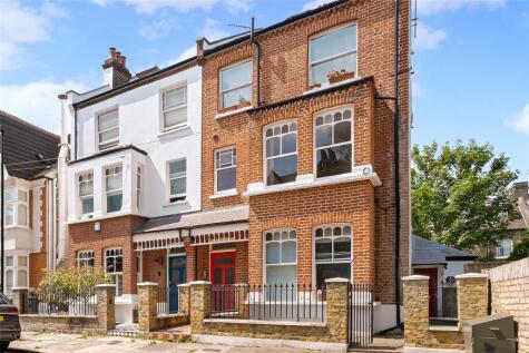 Ennismore Avenue, London, W4