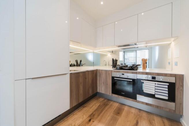 KITCHEN (Main)