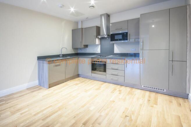 Kitchen (Main)