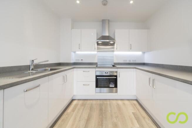 Kitchen (Main)