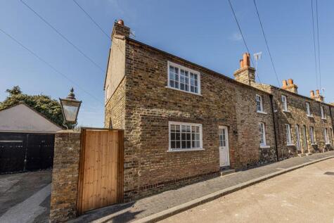 Paradise Row, Sandwich - Offers in Excess of £465,000