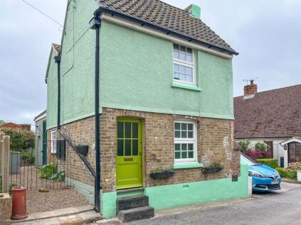 The Street, Finglesham