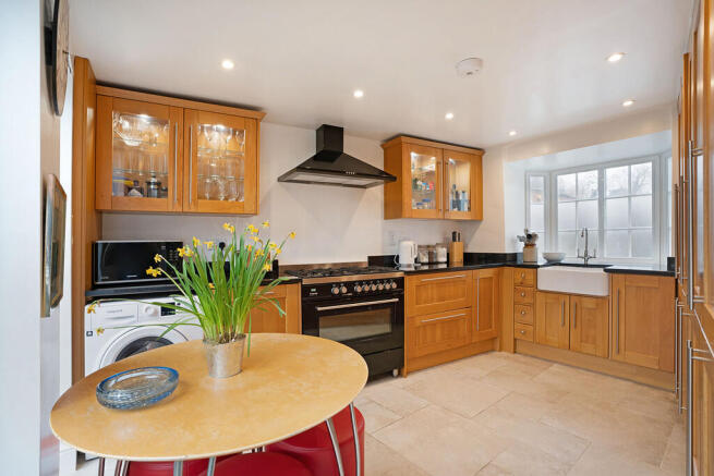 kitchen dining ro...