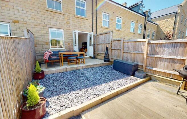 Rear Patio Garden