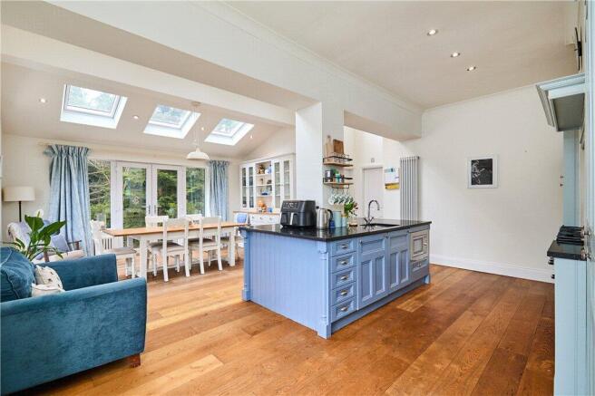 Kitchen/Dining
