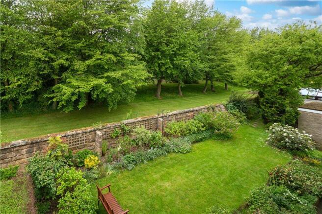 Communal Rear Garden