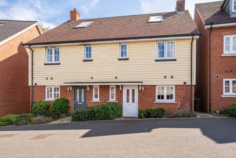 Dame Kelly Holmes Way, Tonbridge, TN9