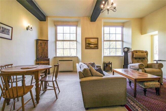 Living Dining Area