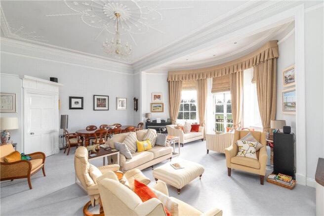 Living/Dining Room