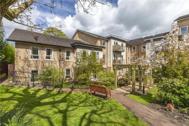 Emmandjay Court