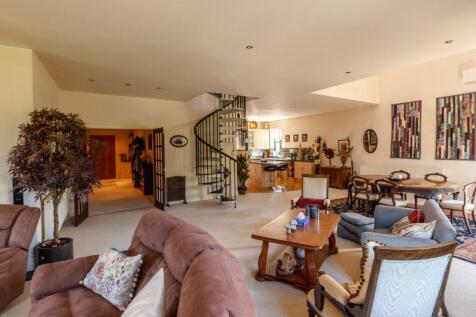 Kings Mill Lane, Settle, North Yorkshire, BD24