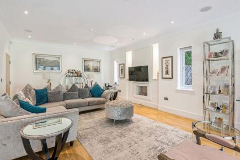 Deanway, Chalfont St. Giles, HP8