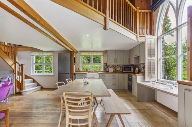 Kitchen/ Breakfast