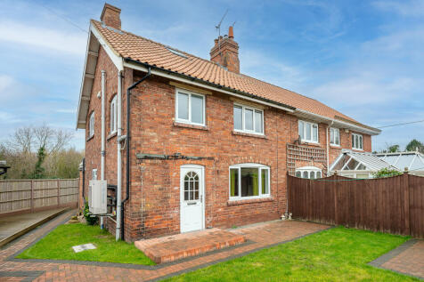 Stamford Bridge Road, York, YO19