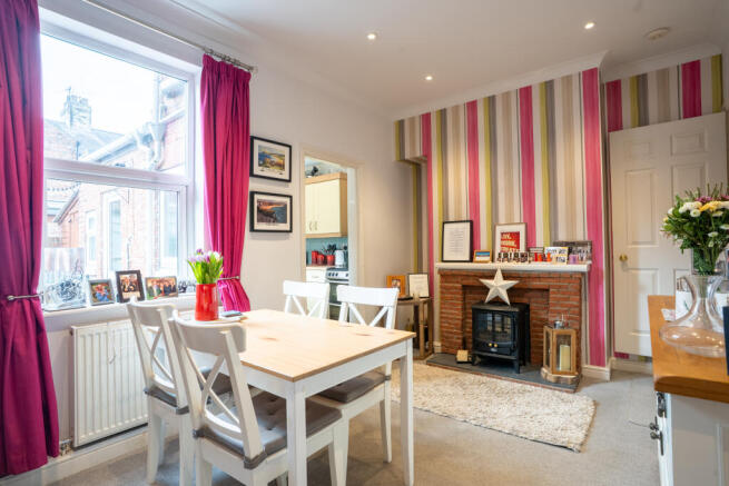 6emmersonstreet6