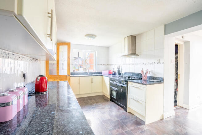 1lowfieldroad10