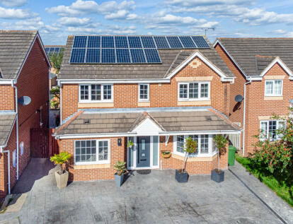 Troon Close, Normanton, West Yorkshire WF6