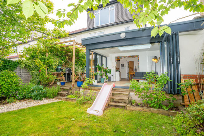 9saintmargaretsgrove44