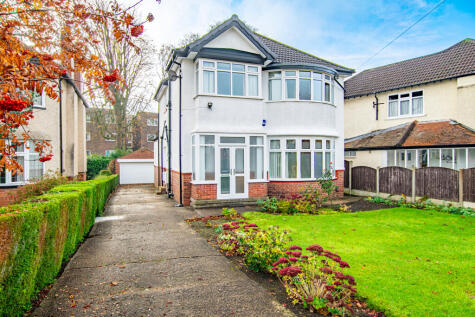 Falkland Gardens, Moortown, LS17