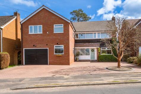 Summercourt Drive, Kingswinford