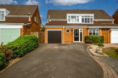 Cranham Drive, Kingswinford