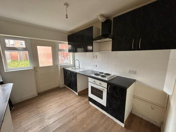 8 tennyson kitche...