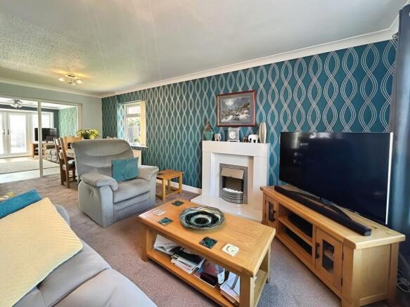 857f2bed-WhatsApp...