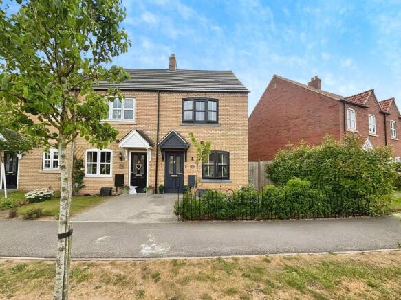 ec6c5b7e-WhatsApp...