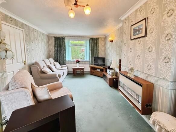 5db7449c-WhatsApp...