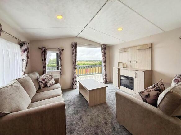 4f117fe9-WhatsApp...