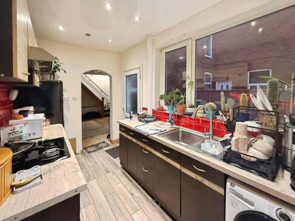 924e003a-WhatsApp...